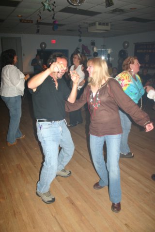 sdance028.jpg