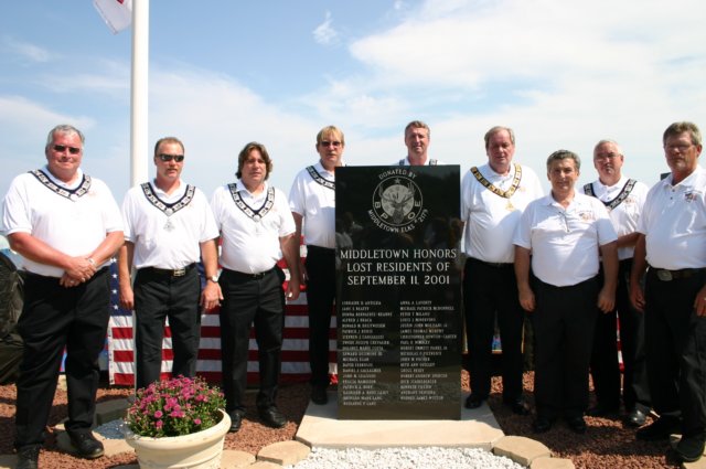memorial042.jpg