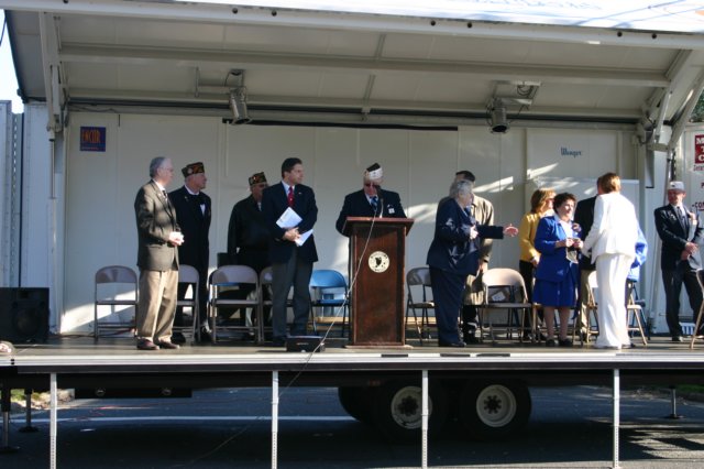 veteransday07016.jpg