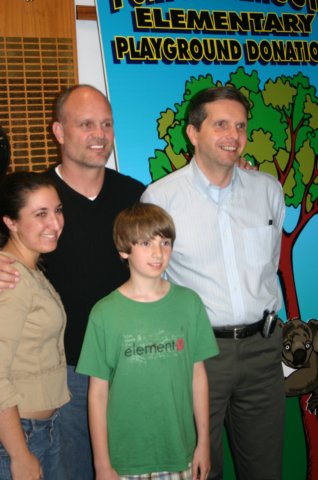 ptmonschoolbenefit2008067.jpg