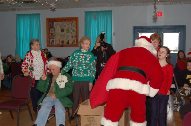 elksxmas08079.jpg