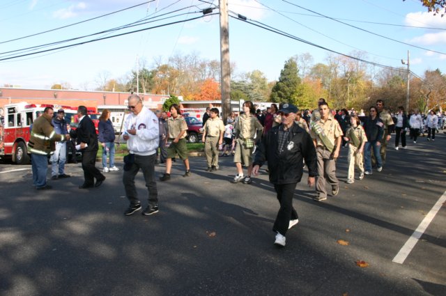 veteransdayparade12.jpg