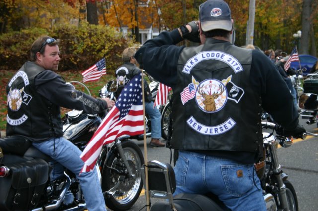 veteransdayparade24.jpg