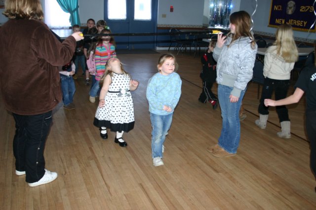 yaceasterparty004.jpg