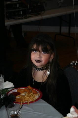 yachalloweenparty200811.jpg