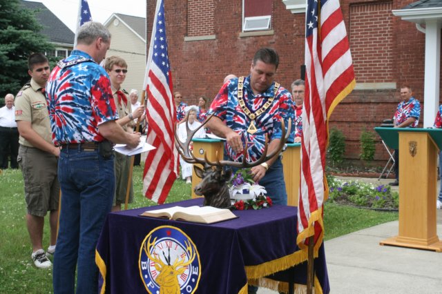 elksflagday11.jpg