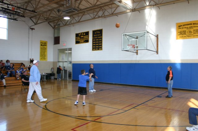 hoopshoot23.jpg