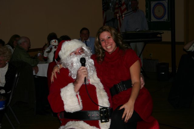 ladiesauxxmas38.jpg