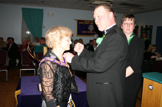 ladiesinstallation049.jpg
