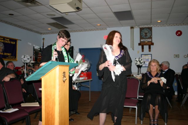 ladiesinstallation065.jpg