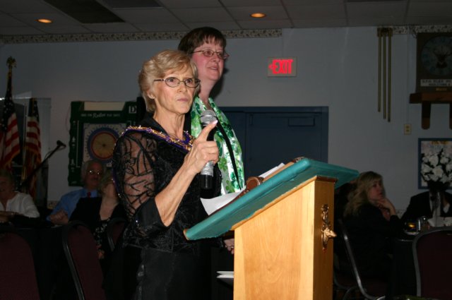 ladiesinstallation089.jpg