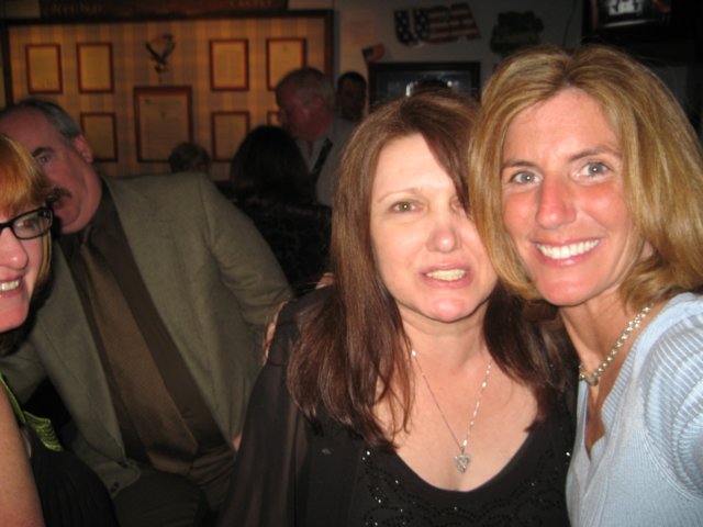 ladiesinstallation2044.jpg