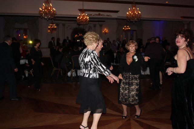 charityball090.jpg