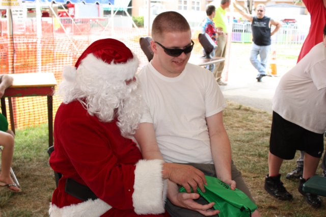 xmasinjune187.jpg