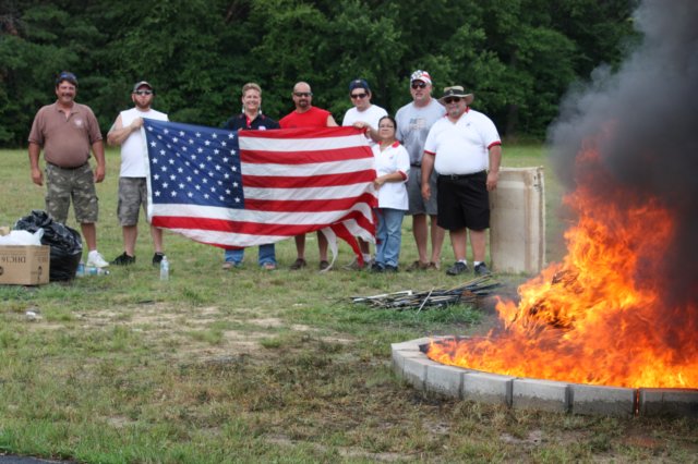 flagburning201057.jpg