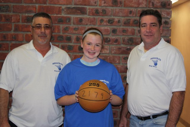 hoopshoot51.jpg