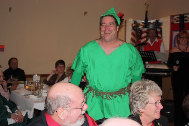 ladiesauxxmas006.jpg