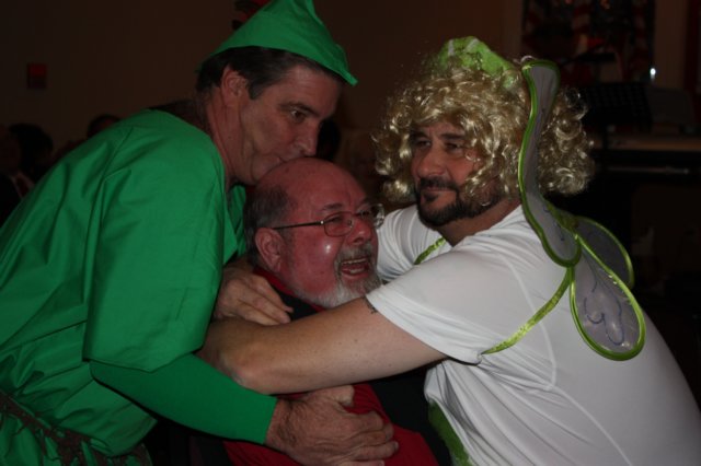 ladiesauxxmas035.jpg