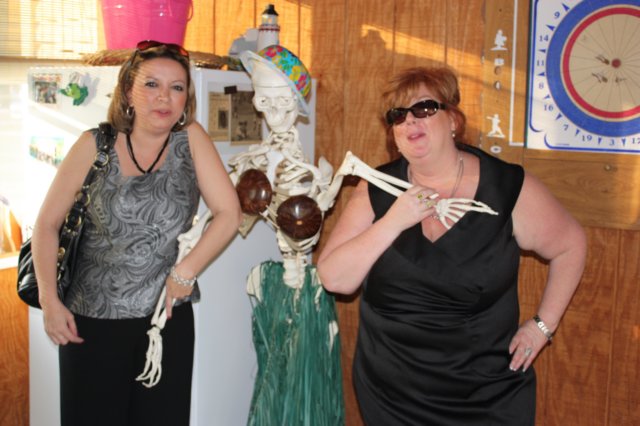 ladiesinstallation030.jpg