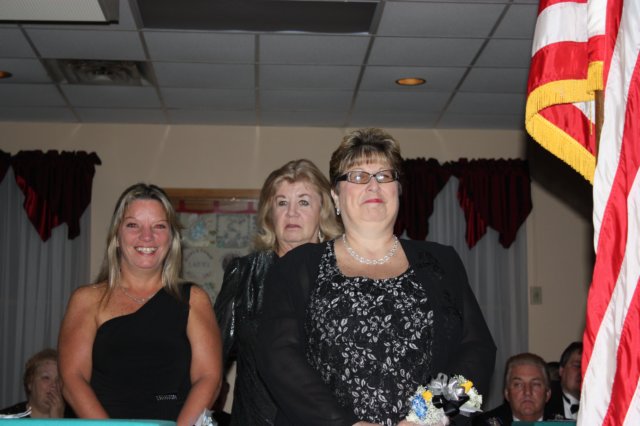 ladiesinstallation050.jpg