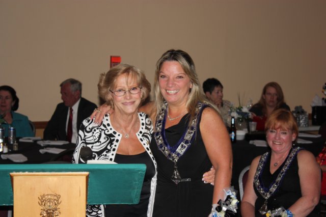 ladiesinstallation090.jpg