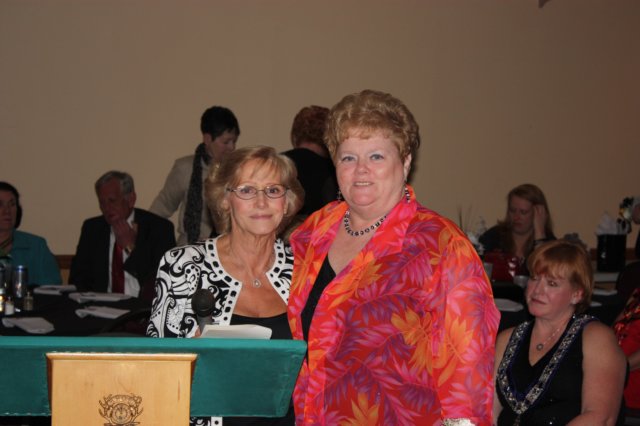 ladiesinstallation092.jpg
