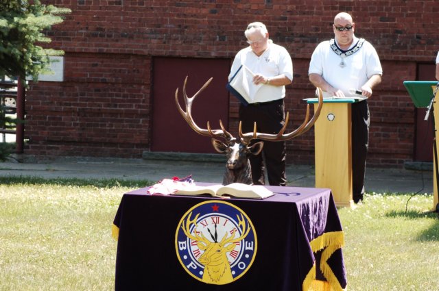 memorialdayservice32.jpg