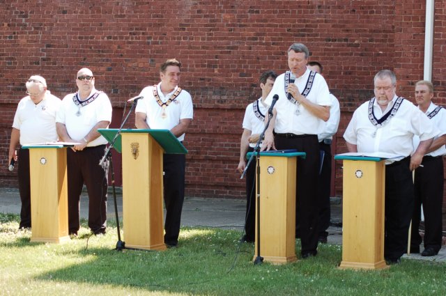 memorialdayservice43.jpg