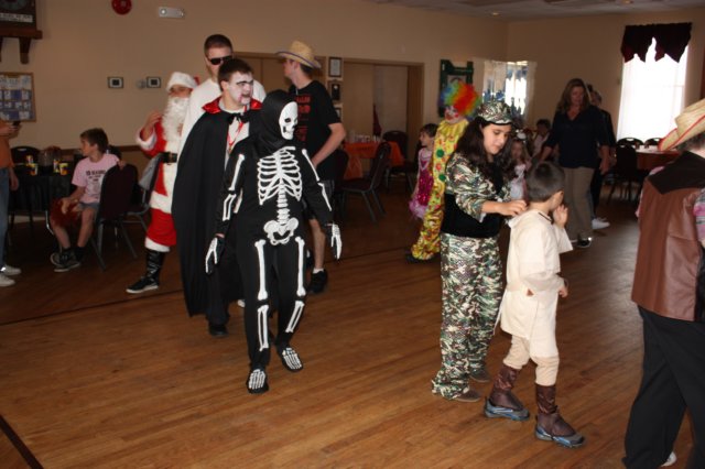 scchalloweenparty02.jpg