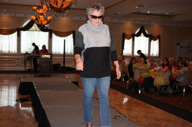 fashionshow40.jpg