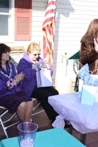ladiesinstall1088.jpg