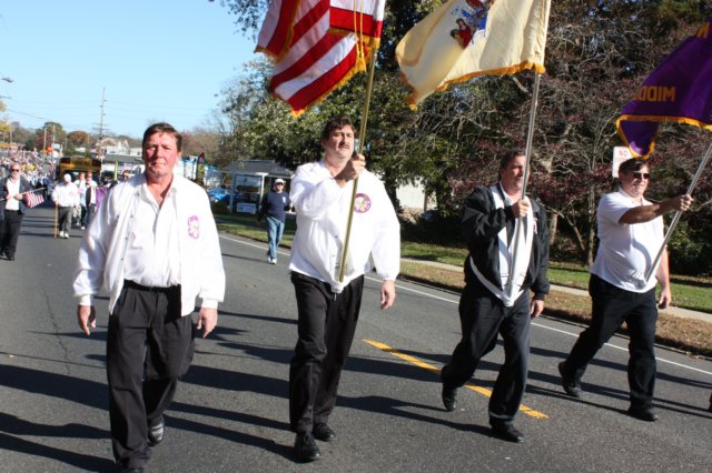vetparade23.jpg