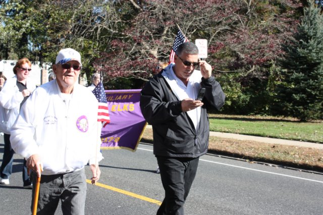vetparade28.jpg