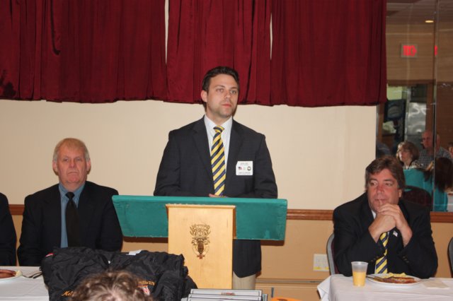 yacbreakfast08.jpg