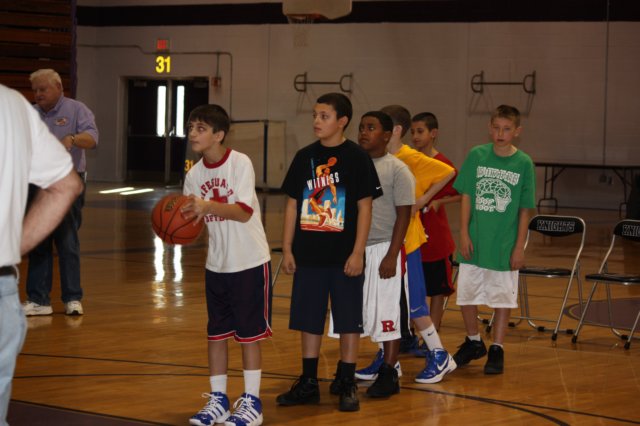 hoopshootdist31.jpg