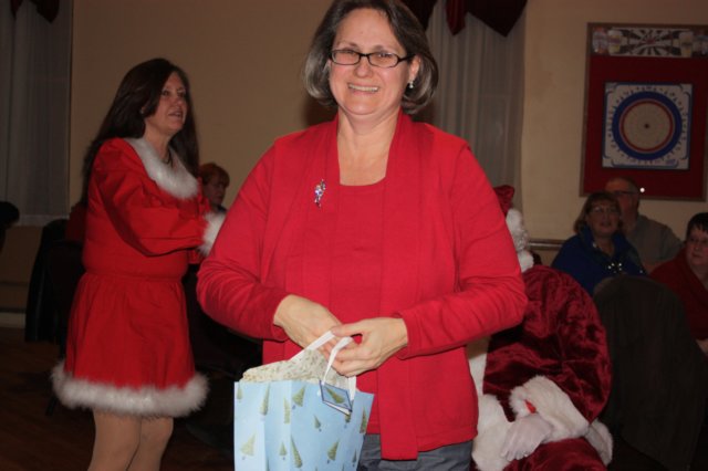 ladiesxmas58.jpg