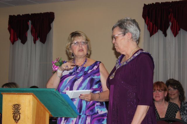 ladiesinstallaiton077.jpg