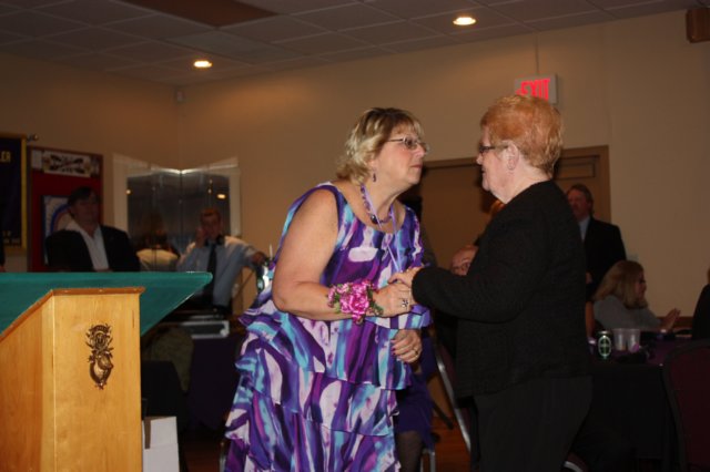 ladiesinstallaiton095.jpg