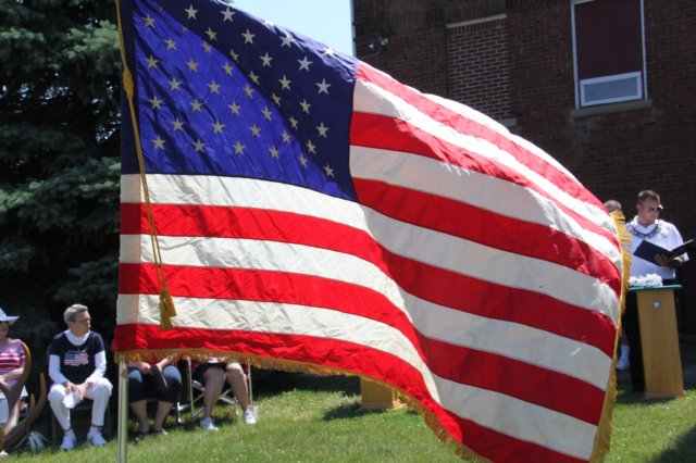 flagday030.jpg