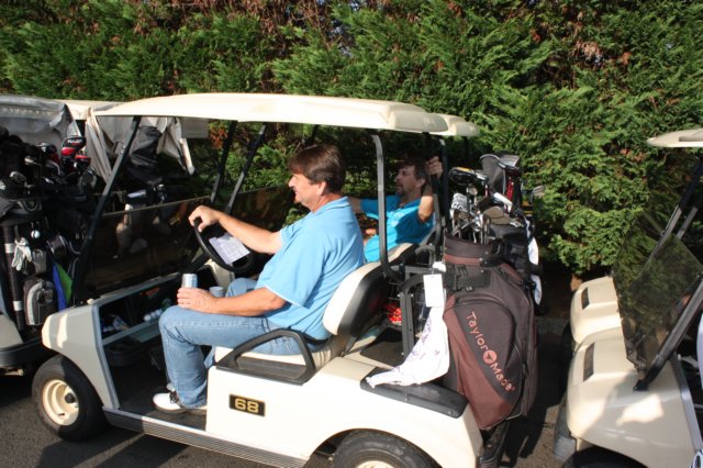 golfouting18.jpg