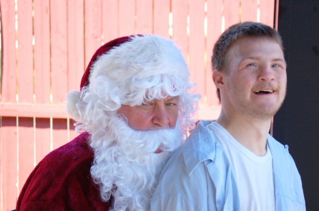 xmasjune251.jpg