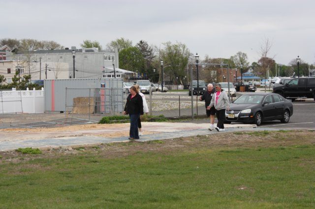 drugwalk19.jpg