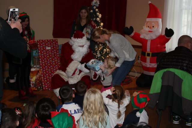 yacxmas48.jpg