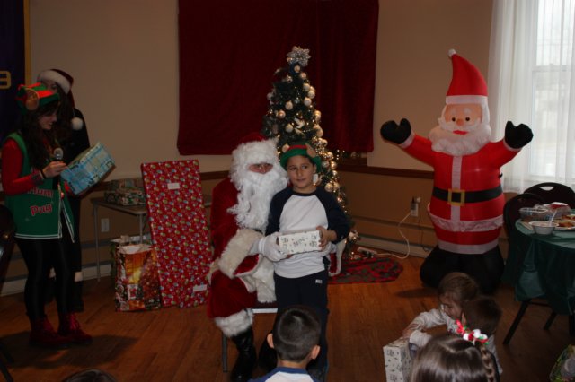 yacxmas69.jpg