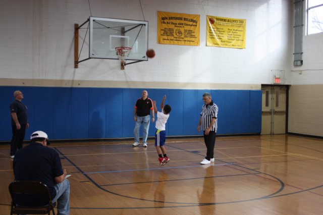 hoopshoot07.jpg