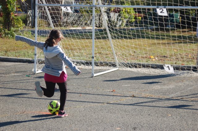 districtsoccer016.jpg
