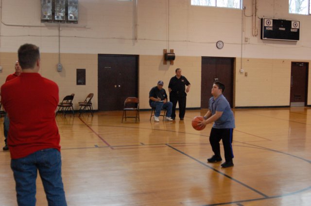 hoopshoot17.jpg