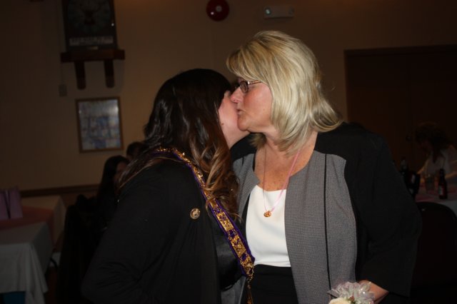 ladiesinstall086.jpg