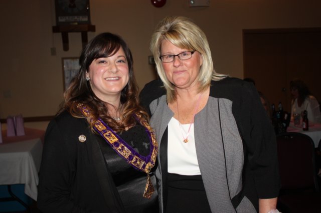 ladiesinstall087.jpg