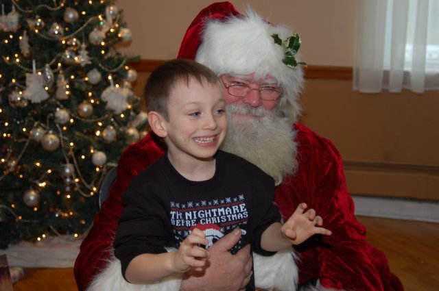 yacxmas130.jpg